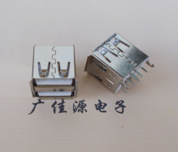 USB A母雙層帶貳個(gè)卡勾|有卷邊白膠芯|180度插板長(zhǎng)14MM電腦連接器